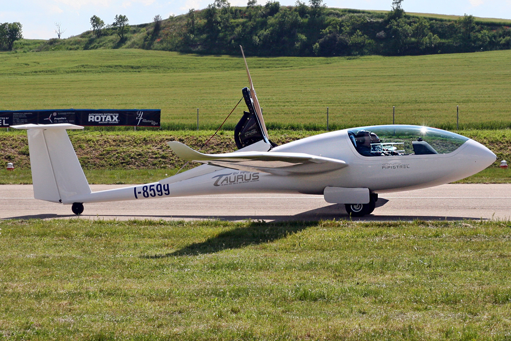 Taurus | Pipistrel